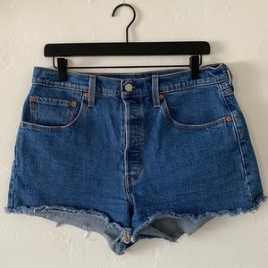 Levi’s 501 Cut Off Jean Shorts